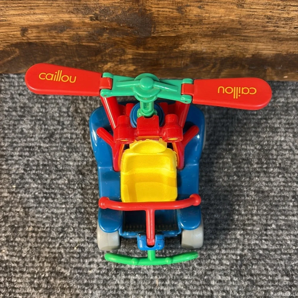 2002 Cinar corporation caillou flying car toy kids tv show vintage